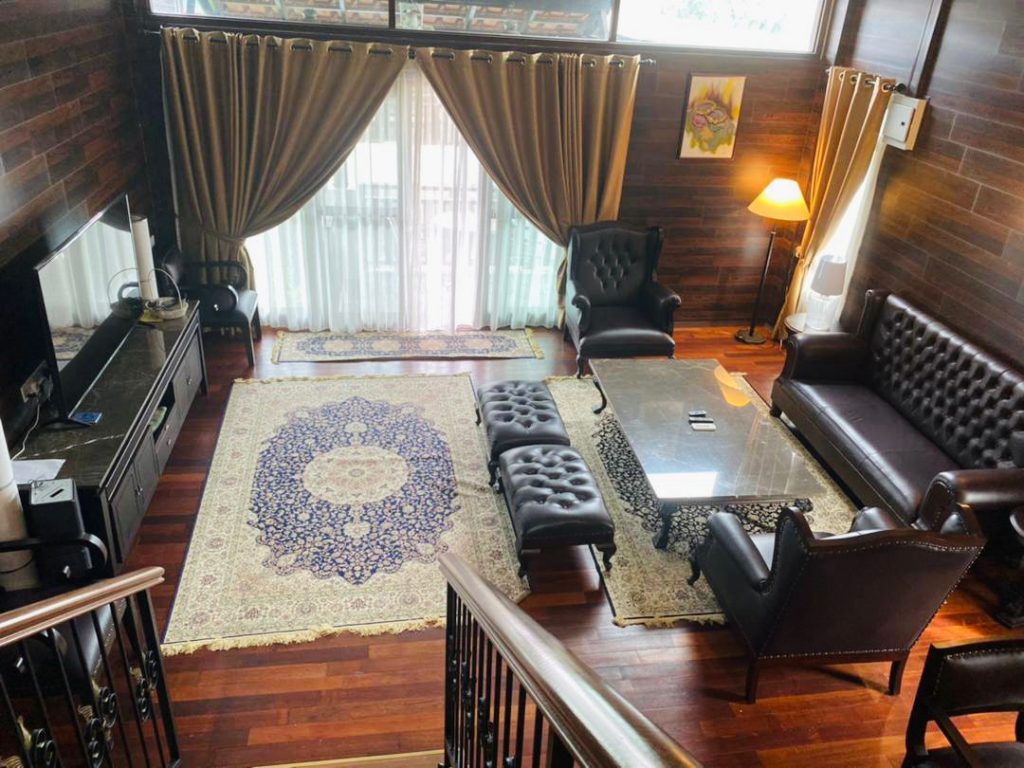 penthouse (2)